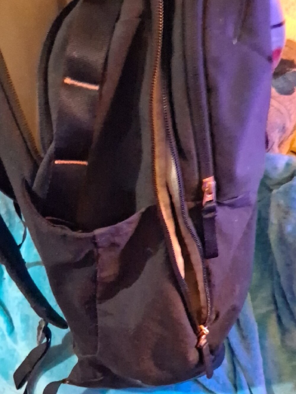 The North Face Black Backpack with Gold Logo Plenty Of Room On This Bag - Picture 6 of 6